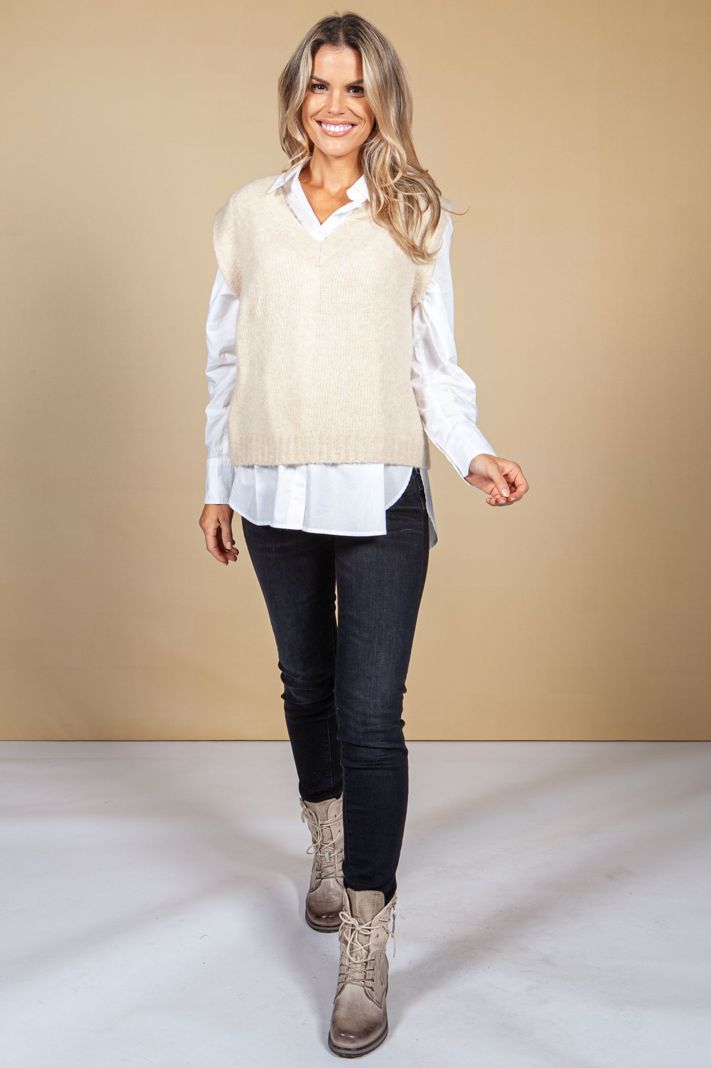 Pilom Knitted Sweater Vest