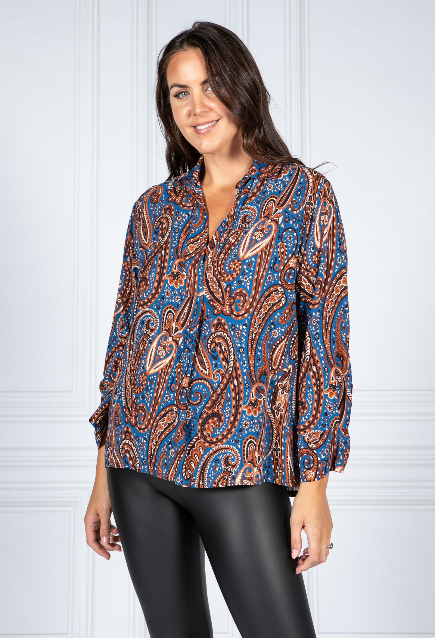 PAMELA SCOTT PAISLEY PRINT BLOUSE IN NAVY