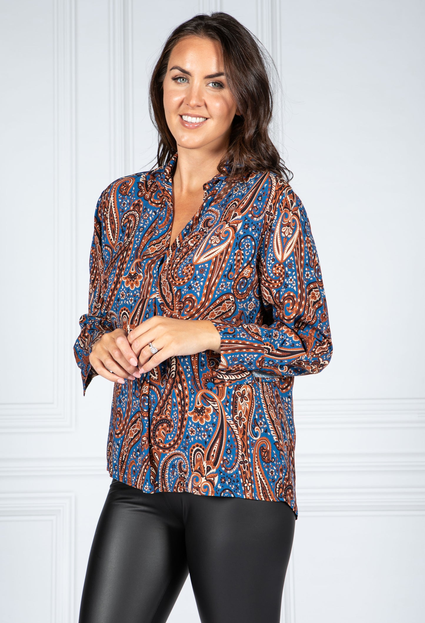 PAMELA SCOTT PAISLEY PRINT BLOUSE IN NAVY