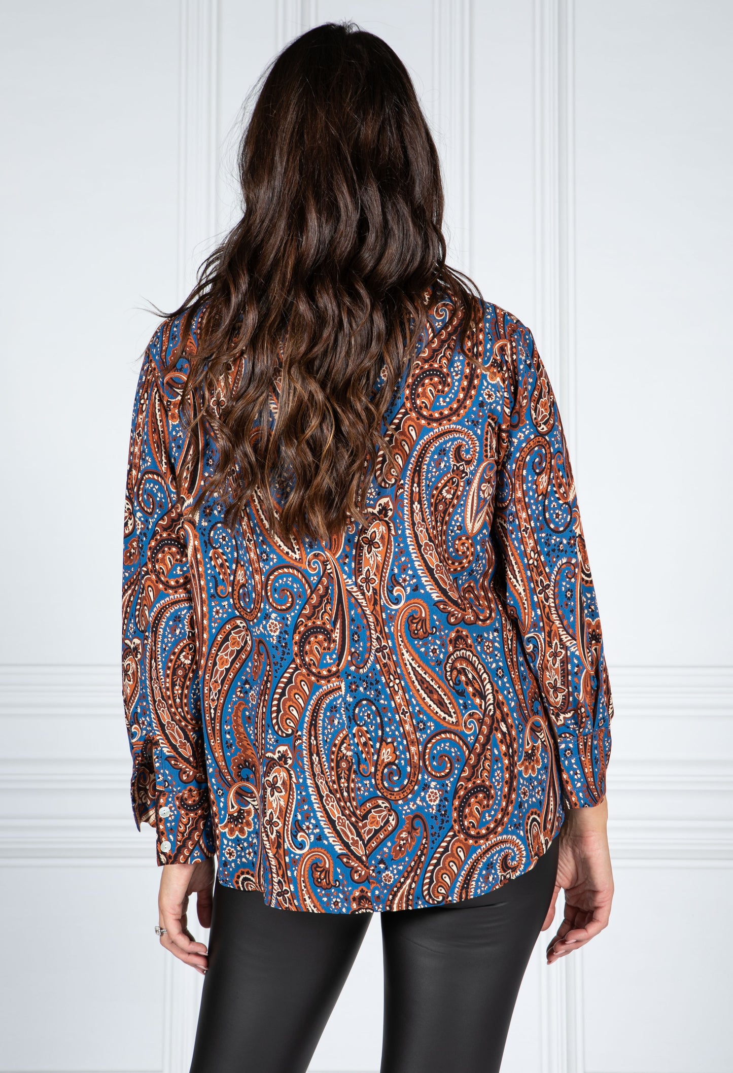 PAMELA SCOTT PAISLEY PRINT BLOUSE IN NAVY