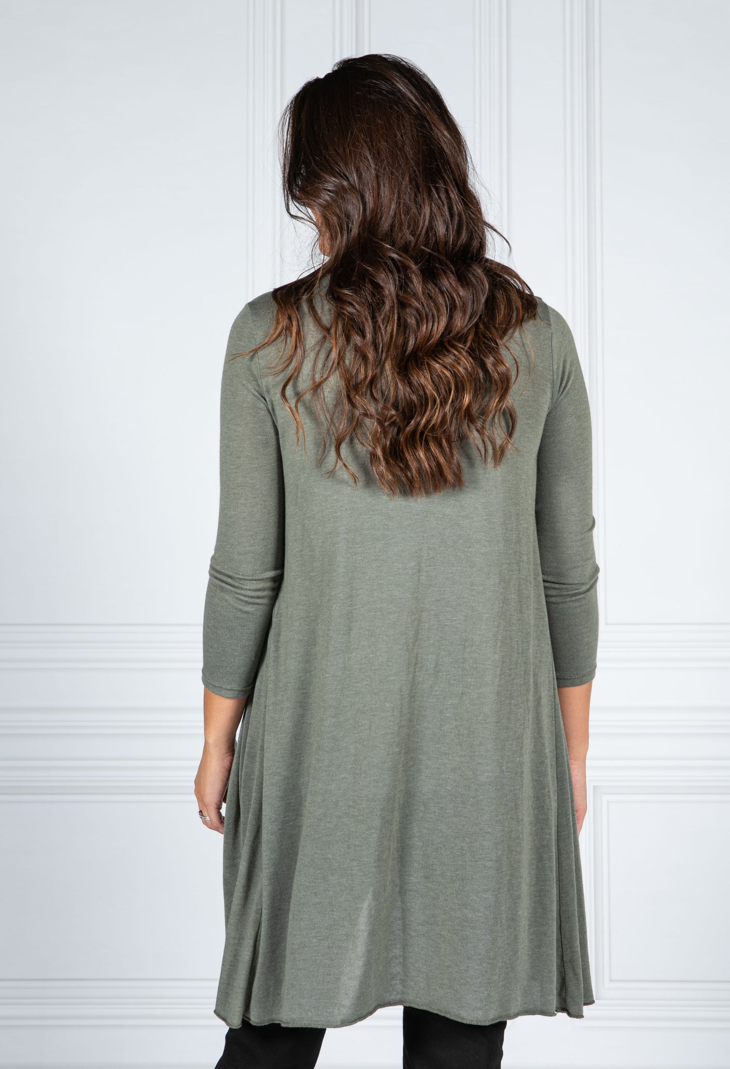 Lightweight Long Cardigan in Moss