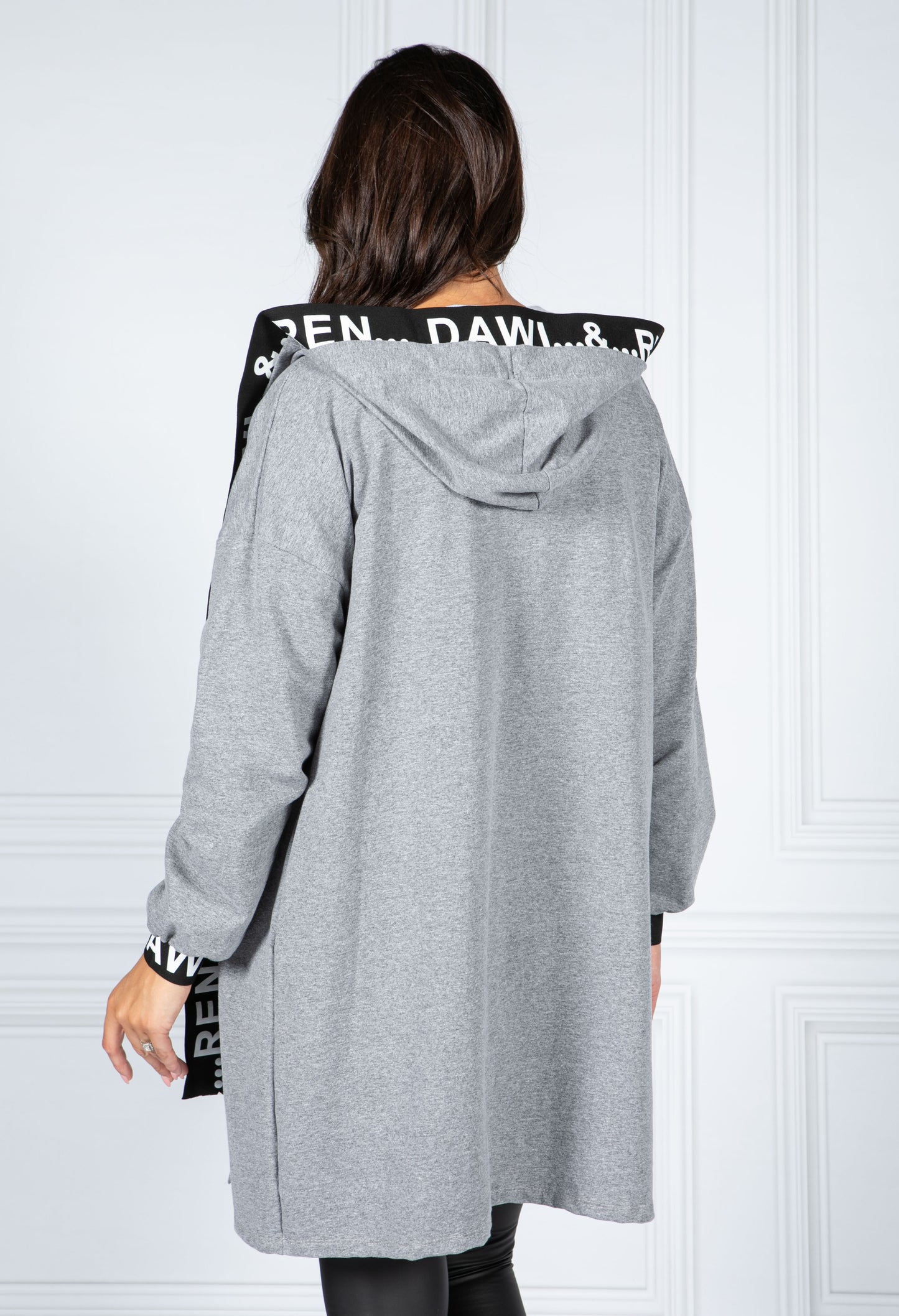 OVERSIZED GRAPHIC ZIP UP HOODIE IN GREY