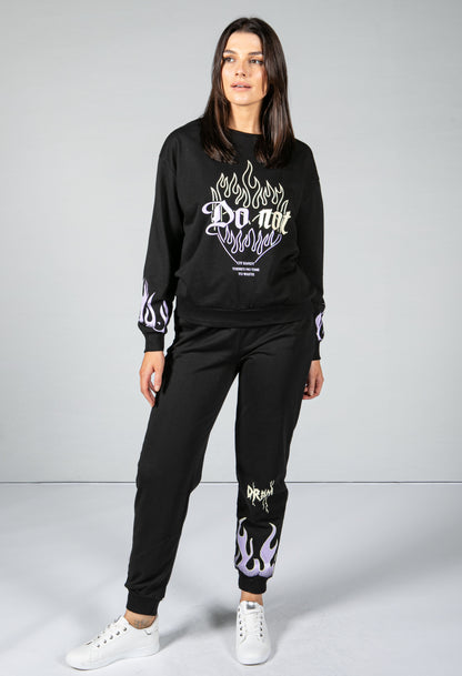 flame decal jogger set in black