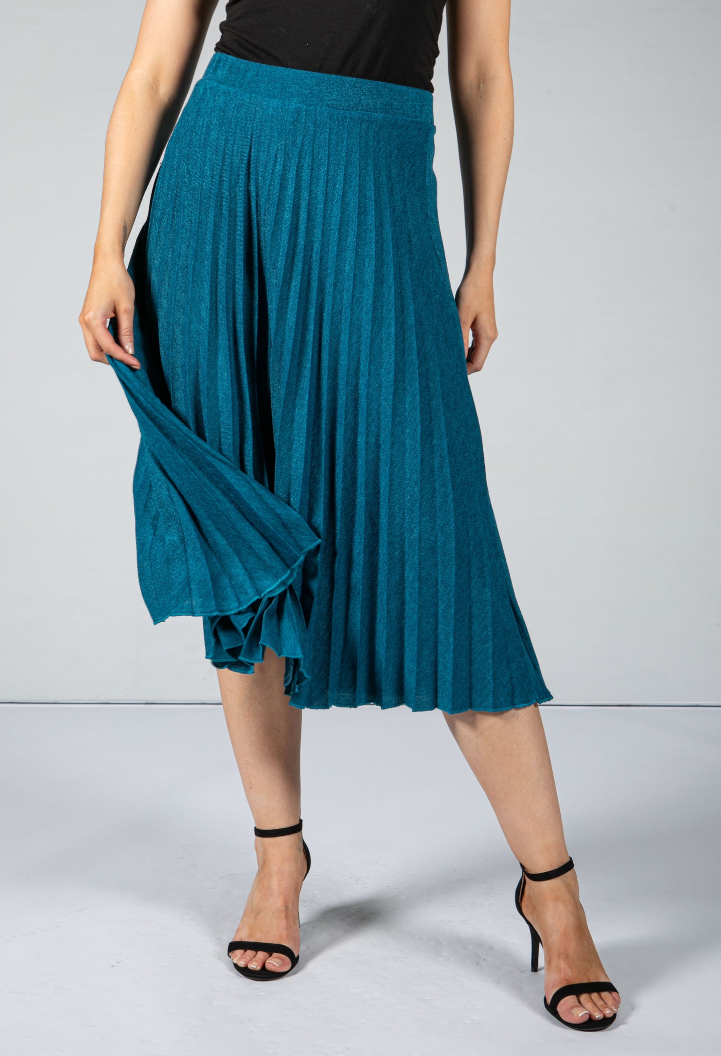 Long Pleated Skirt in Teal