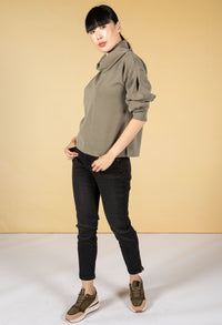 Gracey Boxy Shirt in Soft Moss