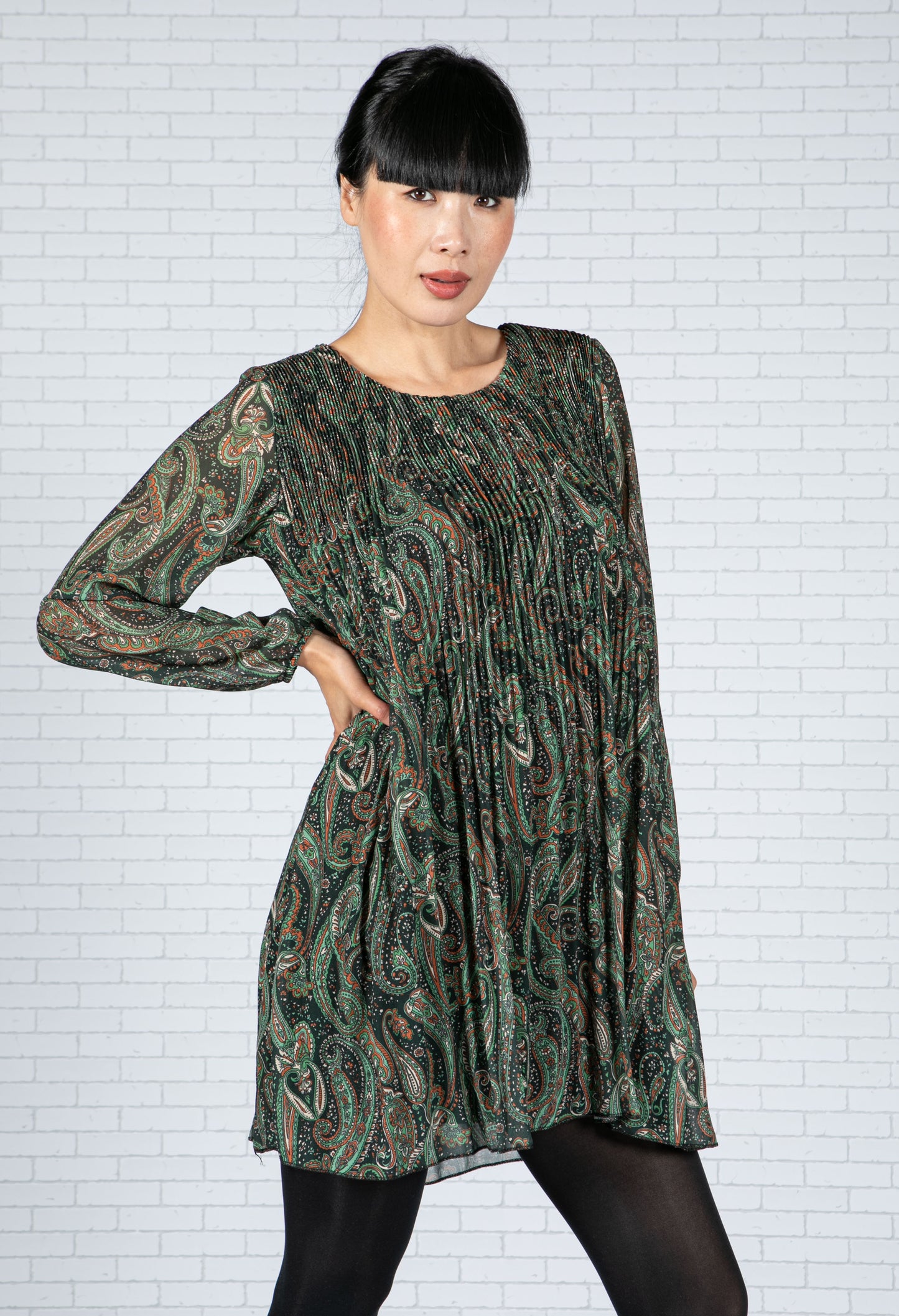 Paisley Print Pleated Dress in Green