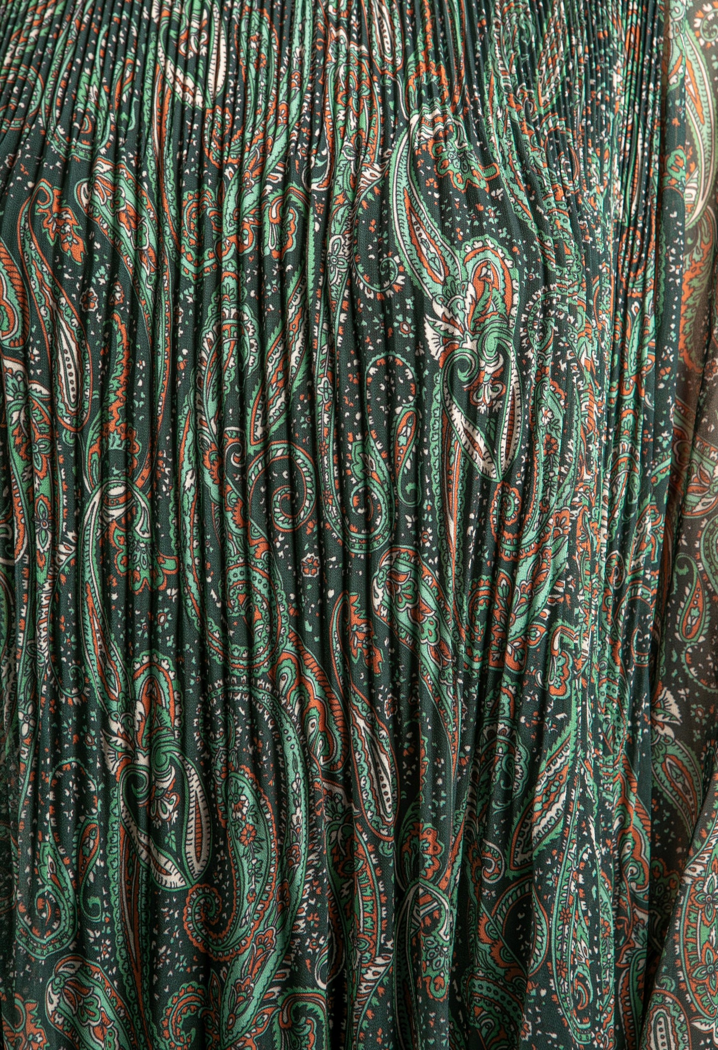 Paisley Print Pleated Dress in Green