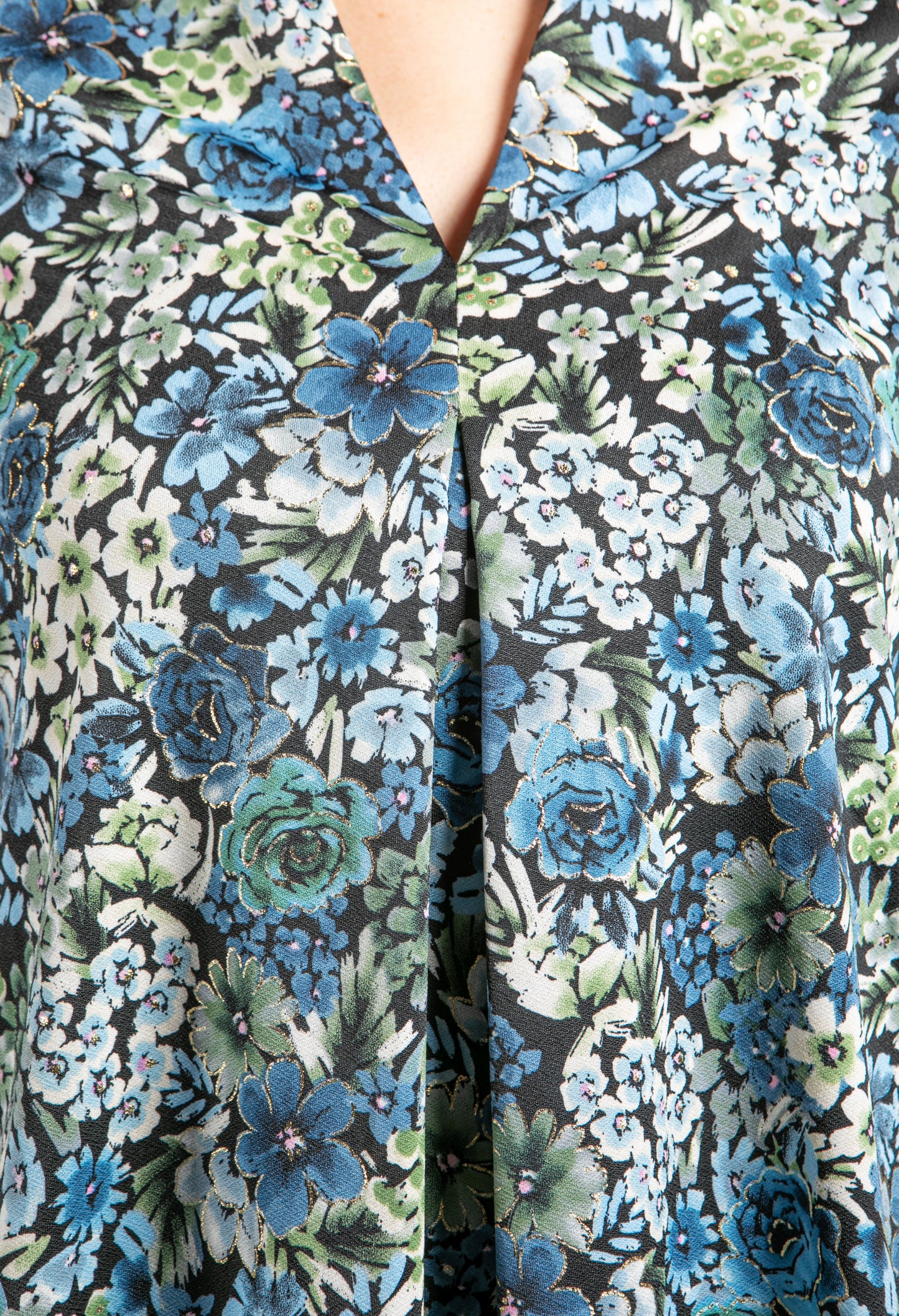 Garden Rose Print Top in Blue