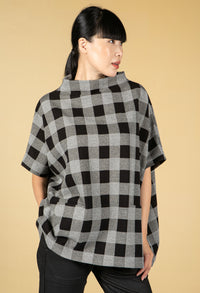 Amberley Big Check Poncho in Easy Grey