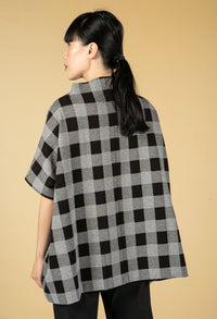 Amberley Big Check Poncho in Easy Grey