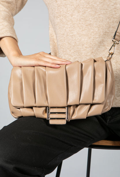 Soft Ruffle Bag in Hazelnut