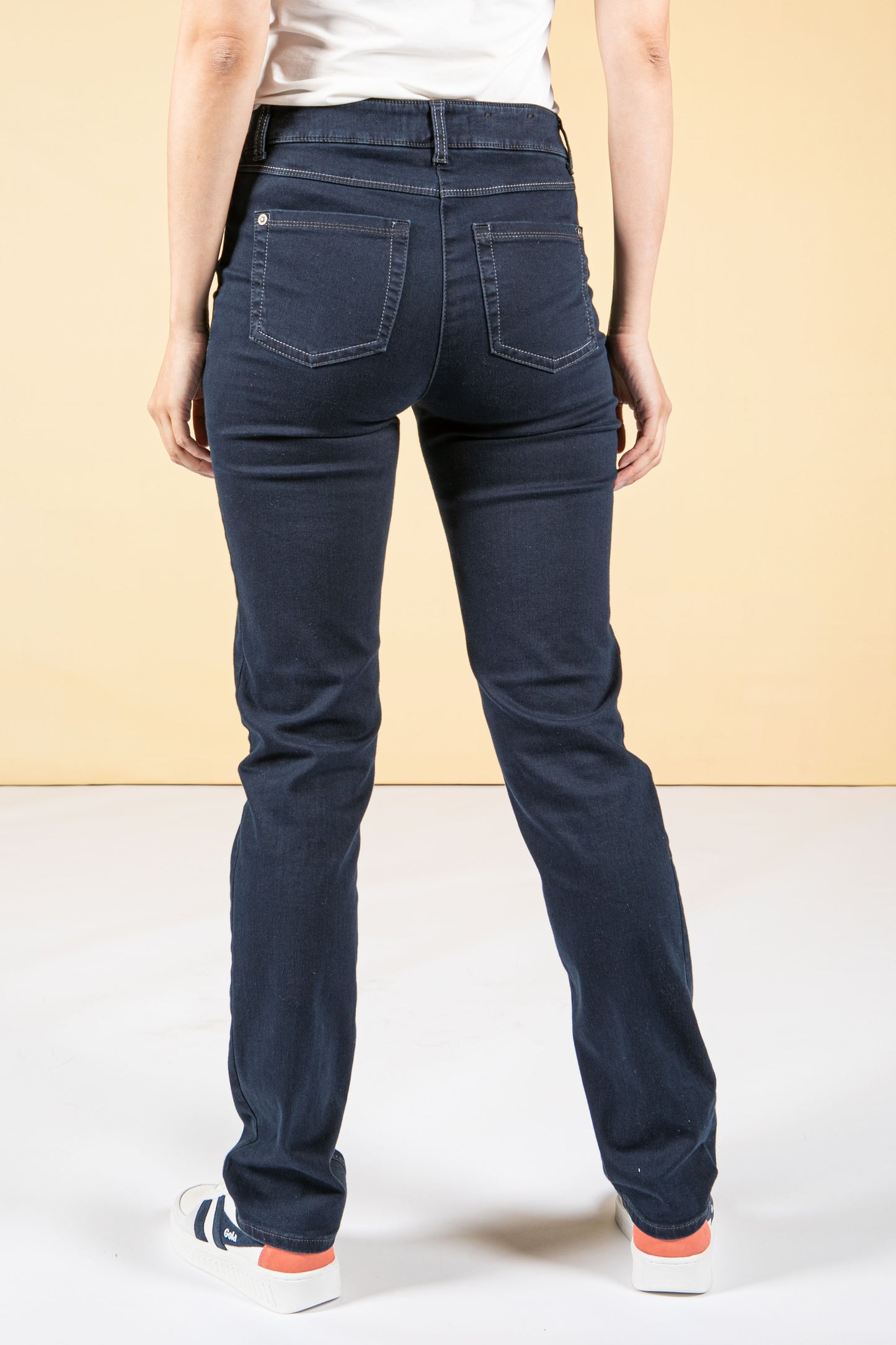 Classic Straight Leg Jeans in Black