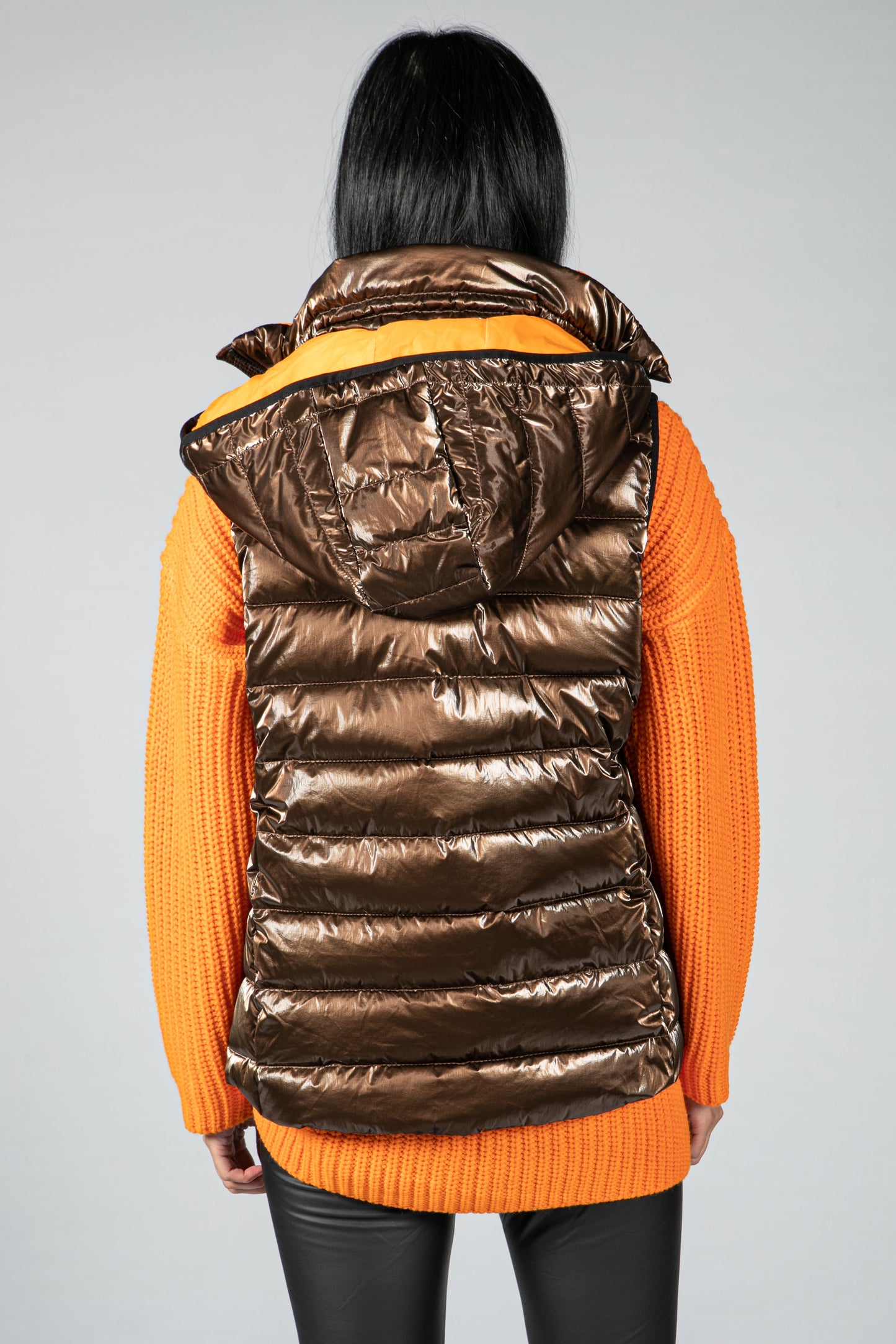 Bodywarmer ESSENTIALS in metallic look