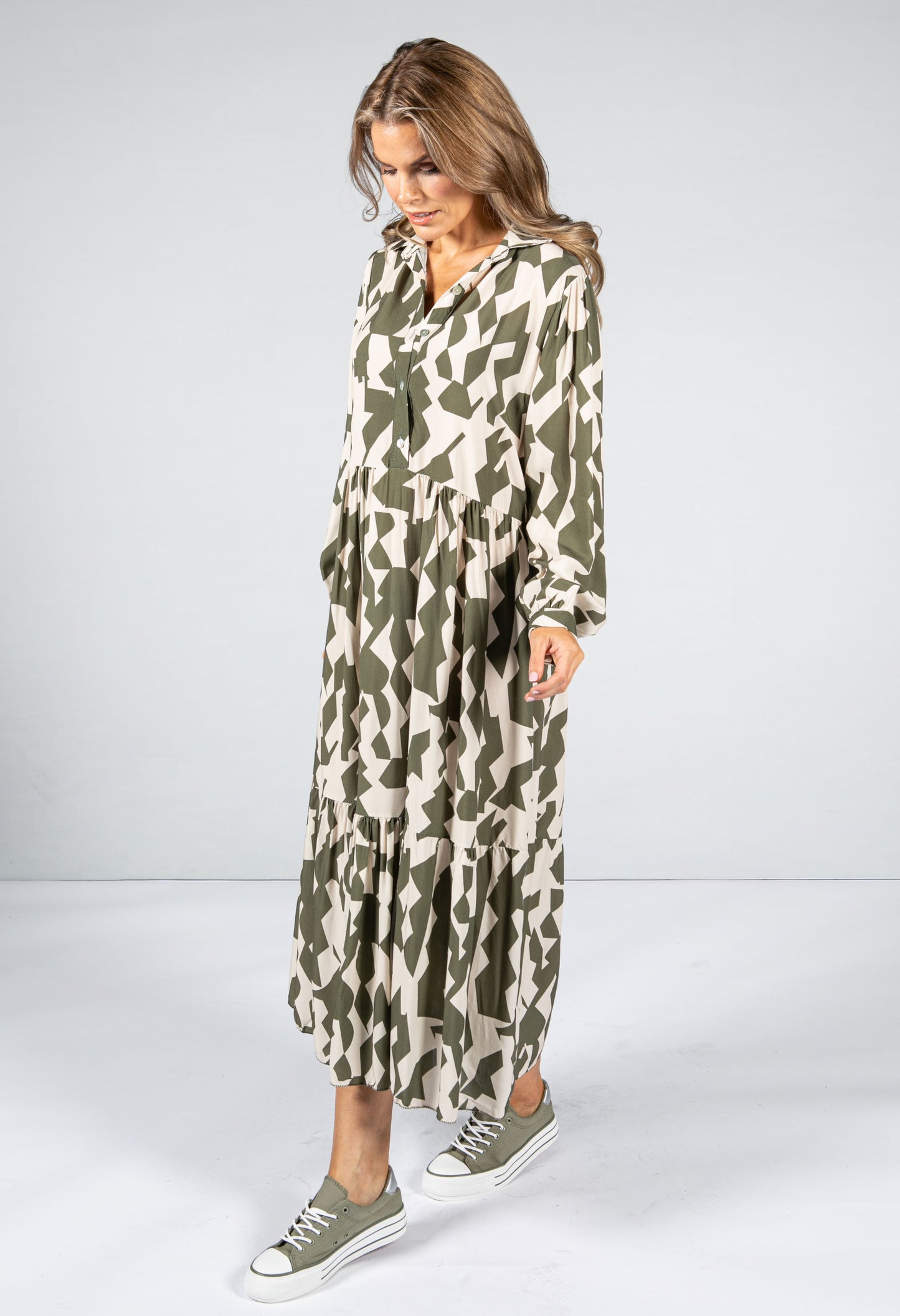 Geometric Print Tiered Maxi Dress in Olive & Oat