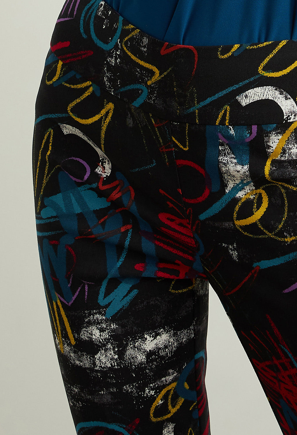 Abstract Print Pants-1