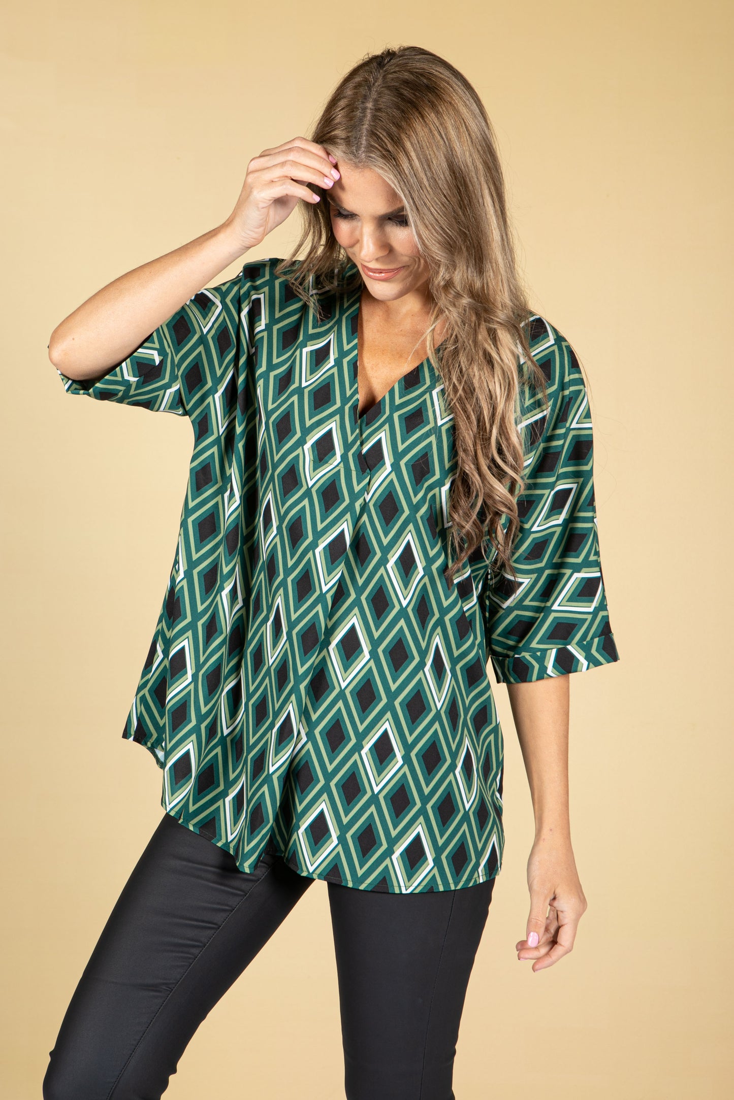 Diamond Print V-Neck Blouse in Forest Green