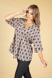 Diamond Print V-Neck Blouse in Sand