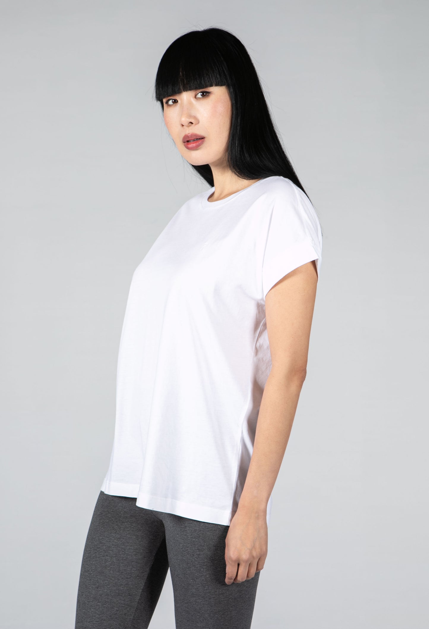 WHITE T-SHIRT MADE OF ORGANIC COTTON