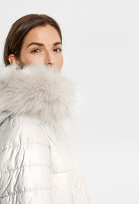 QUILTED JACKET WITH A FAUX FUR HOOD