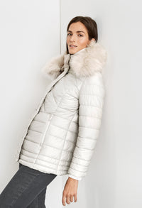 QUILTED JACKET WITH A FAUX FUR HOOD