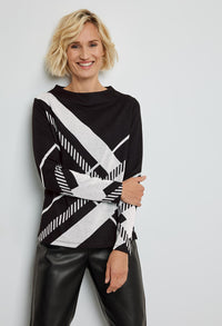 Long Sleeve Top with a Diagonal Check Pattern