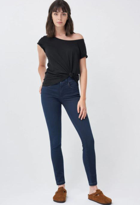 PUSH IN SECRET SKINNY SOFT TOUCH JEANS WITH DETAIL