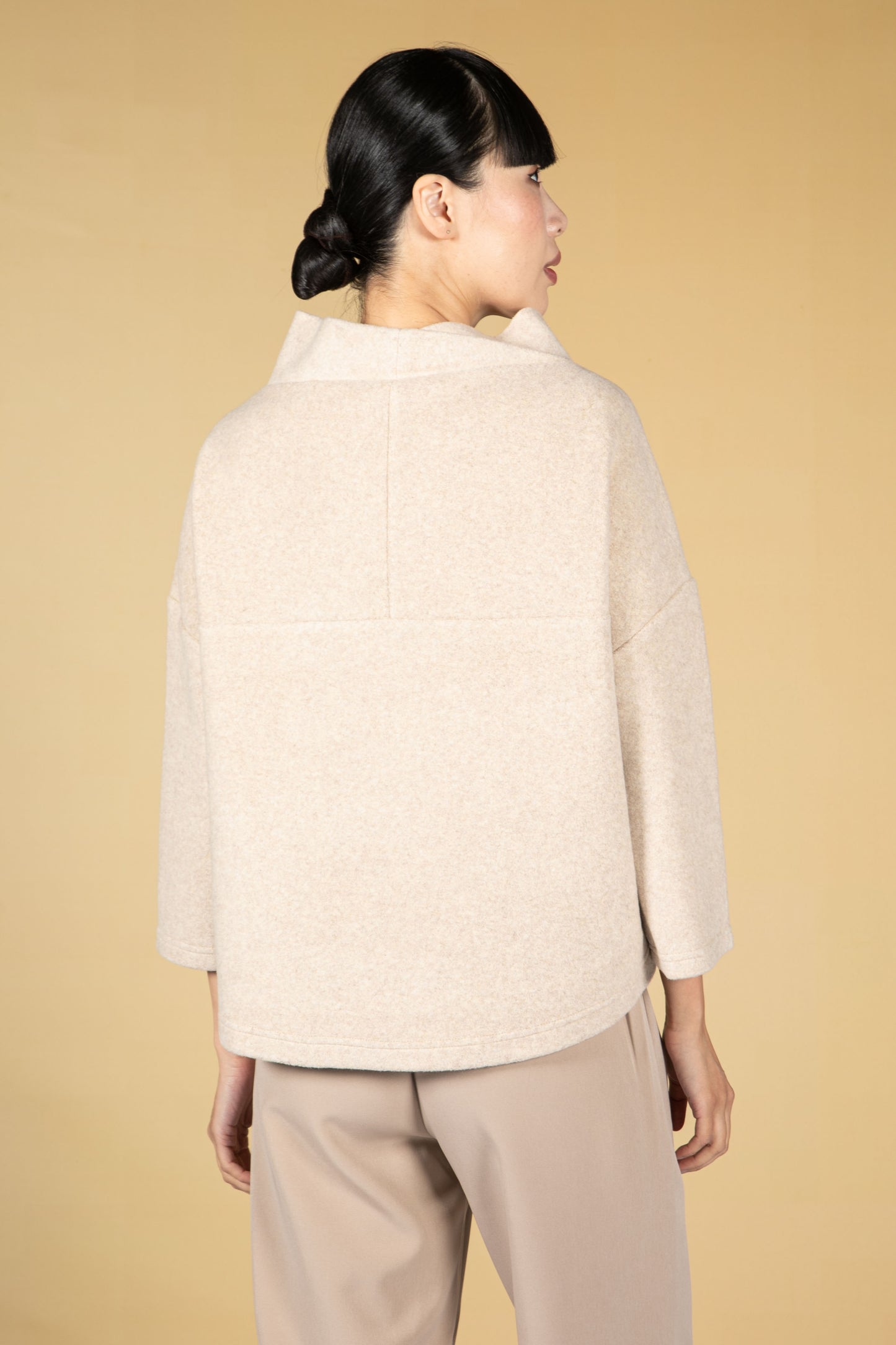 Genoveva Cotton Jumper in Macadamia