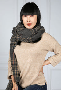 Wool Feel Check scarf in Charcoal