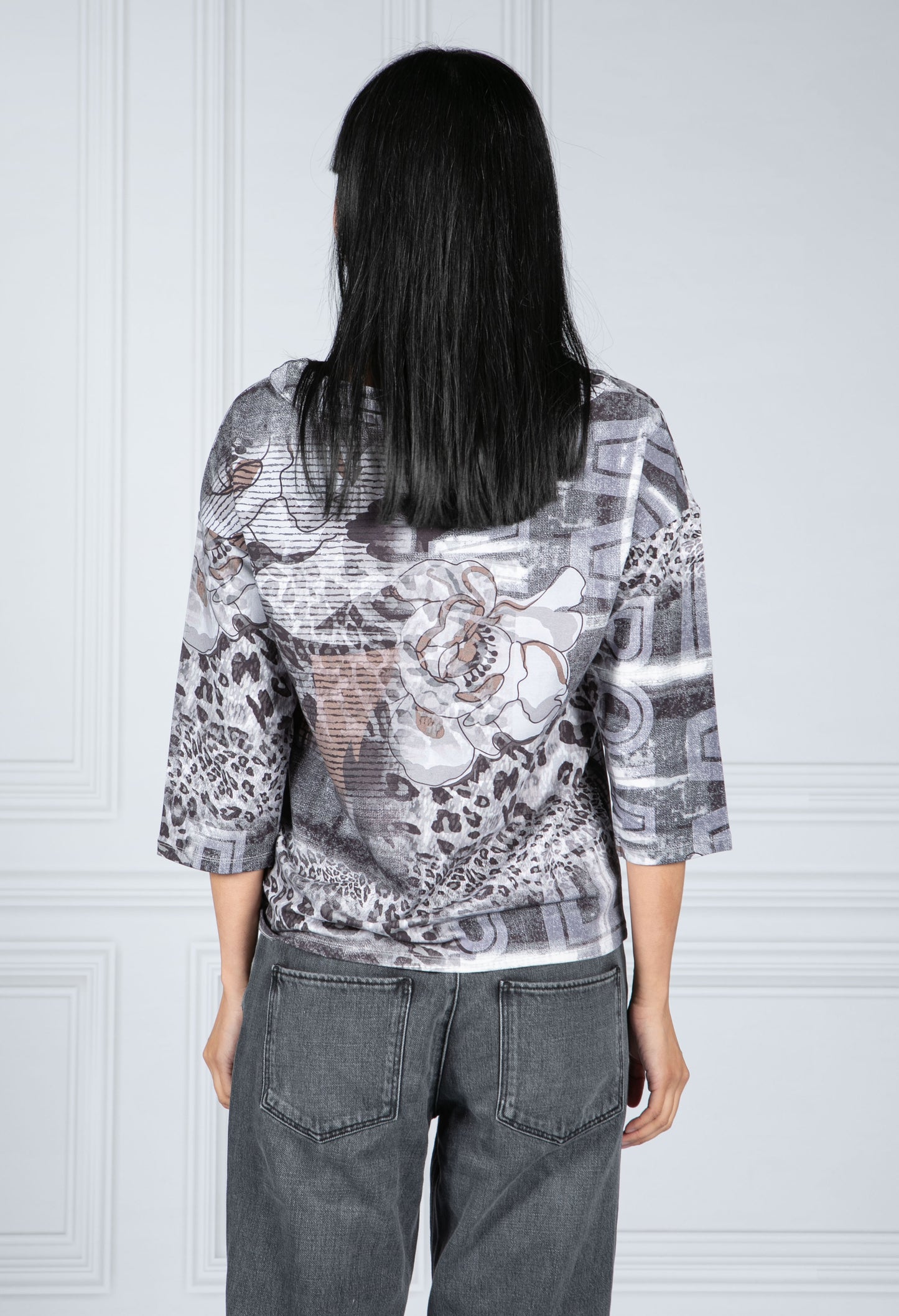 Â¾ SLEEVE SWEATSHIRT WITH GRAPHIC PRINT