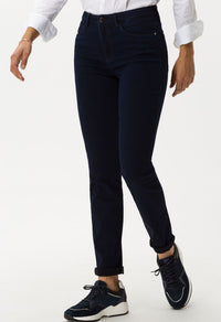 Reg Leg Shakira 'Free to Move' Jeans in Clean Dark Blue