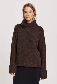 Podshum Turtleneck jumper in Truffle