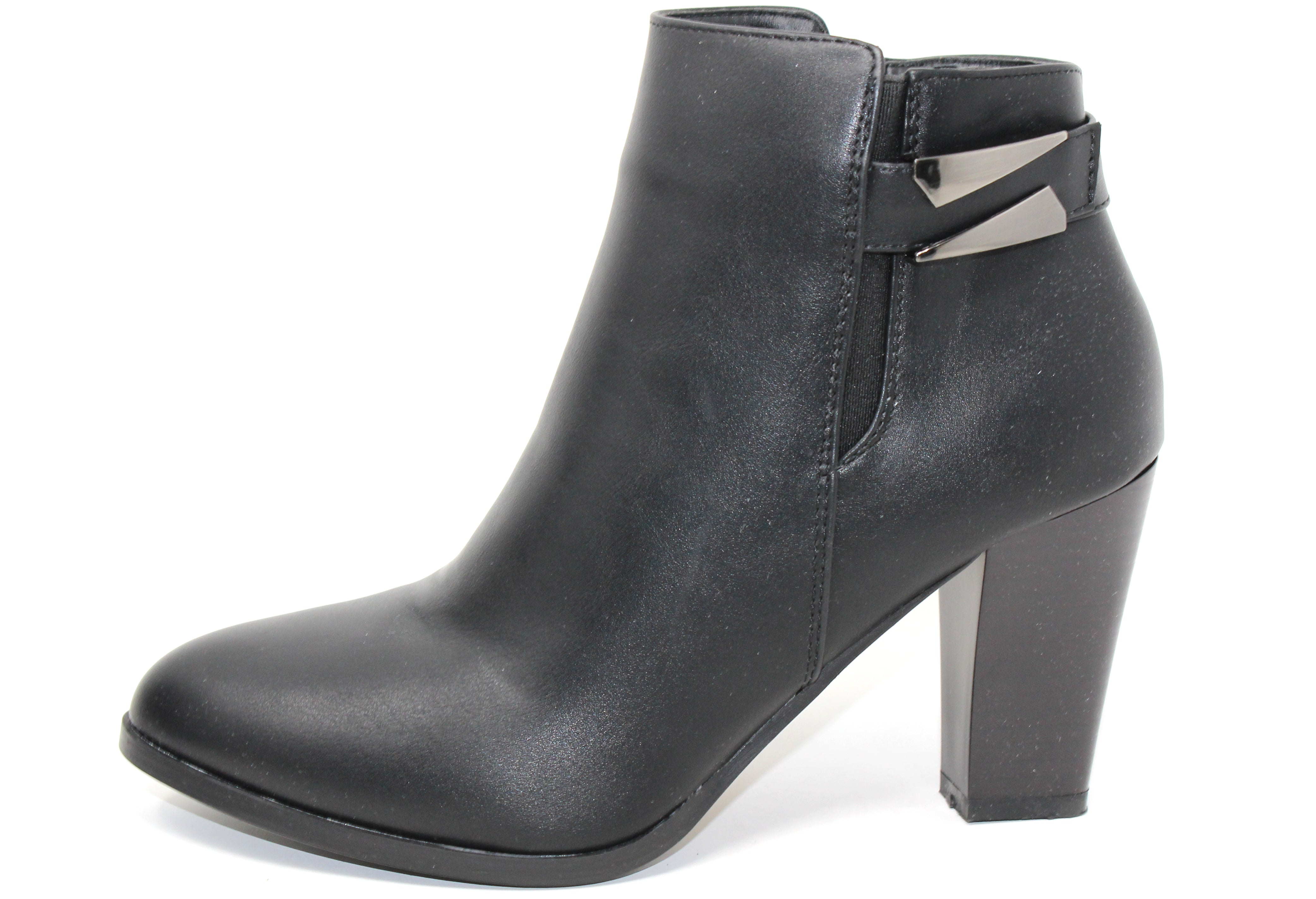 The Shoe Room LEATHER LOOK SIDE ZIP BLOCK HEEL ANKLE BOOT | Pamela Scott