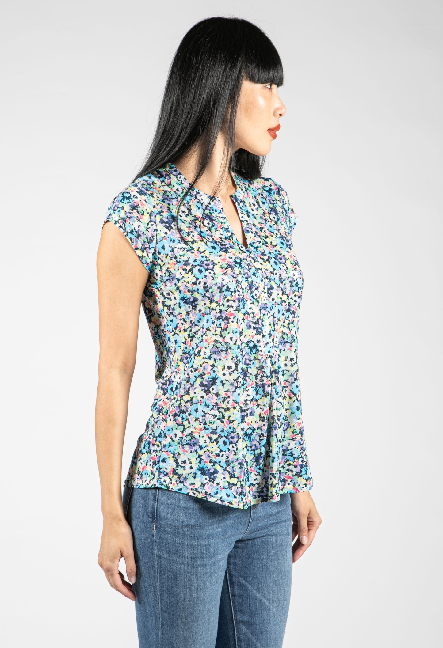 Button Detail Top -2