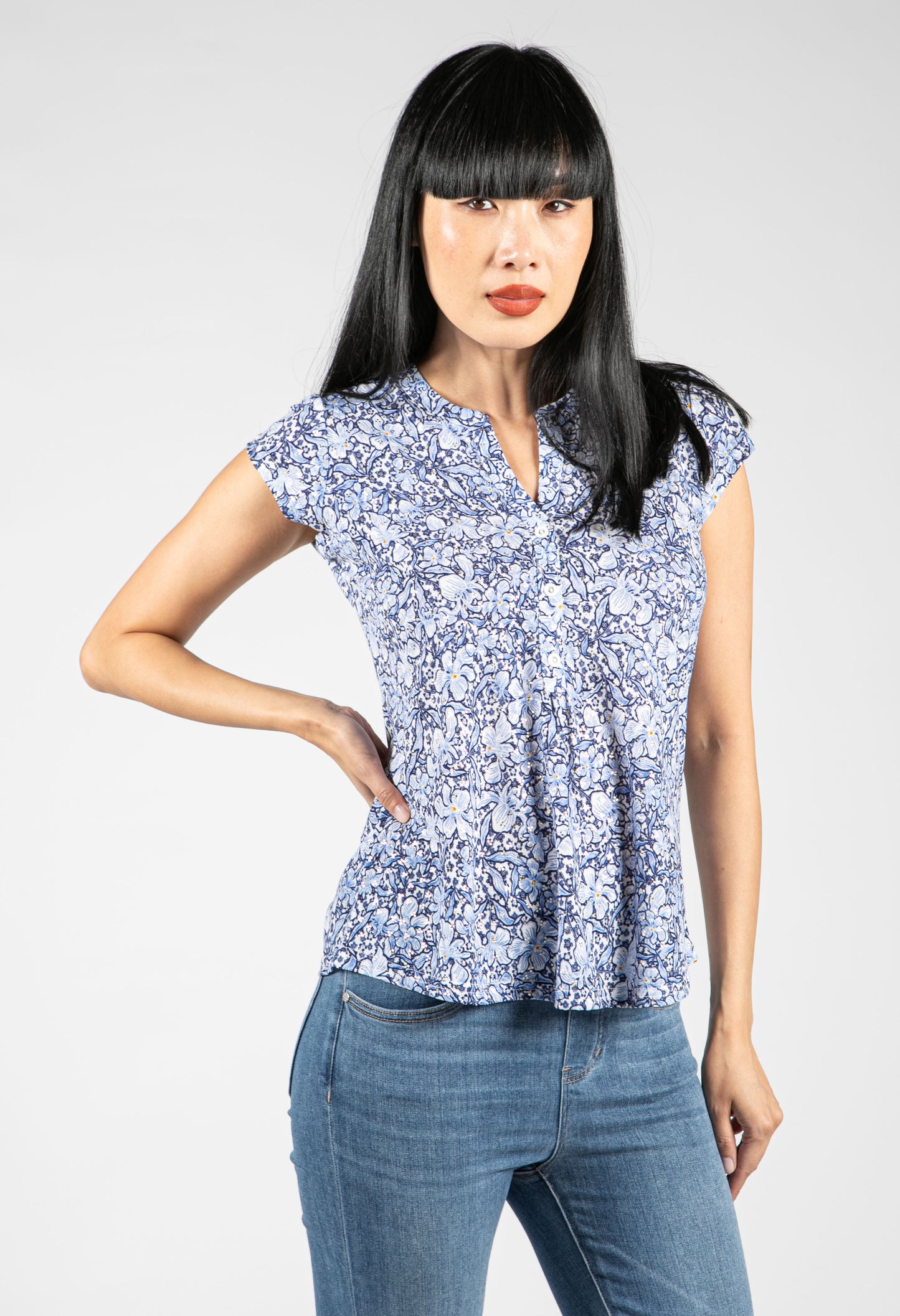 Button Detail Top -1