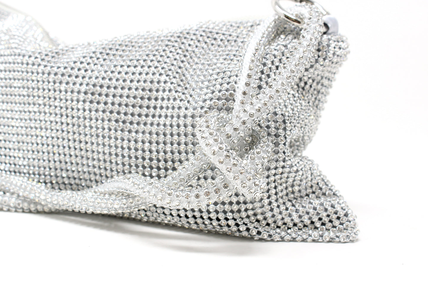 KNOT DIAMANTE SHOULDER BAG