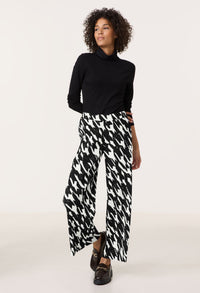 Patterned Pleated Trouser