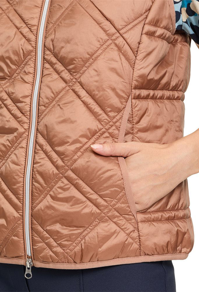 Quilted Zip Up Gilet