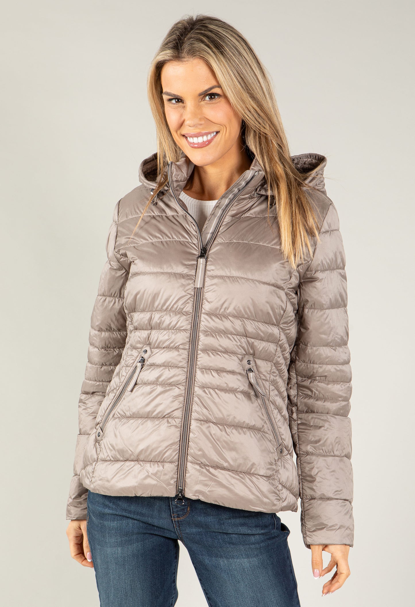 Quilted jacket with detachable hood