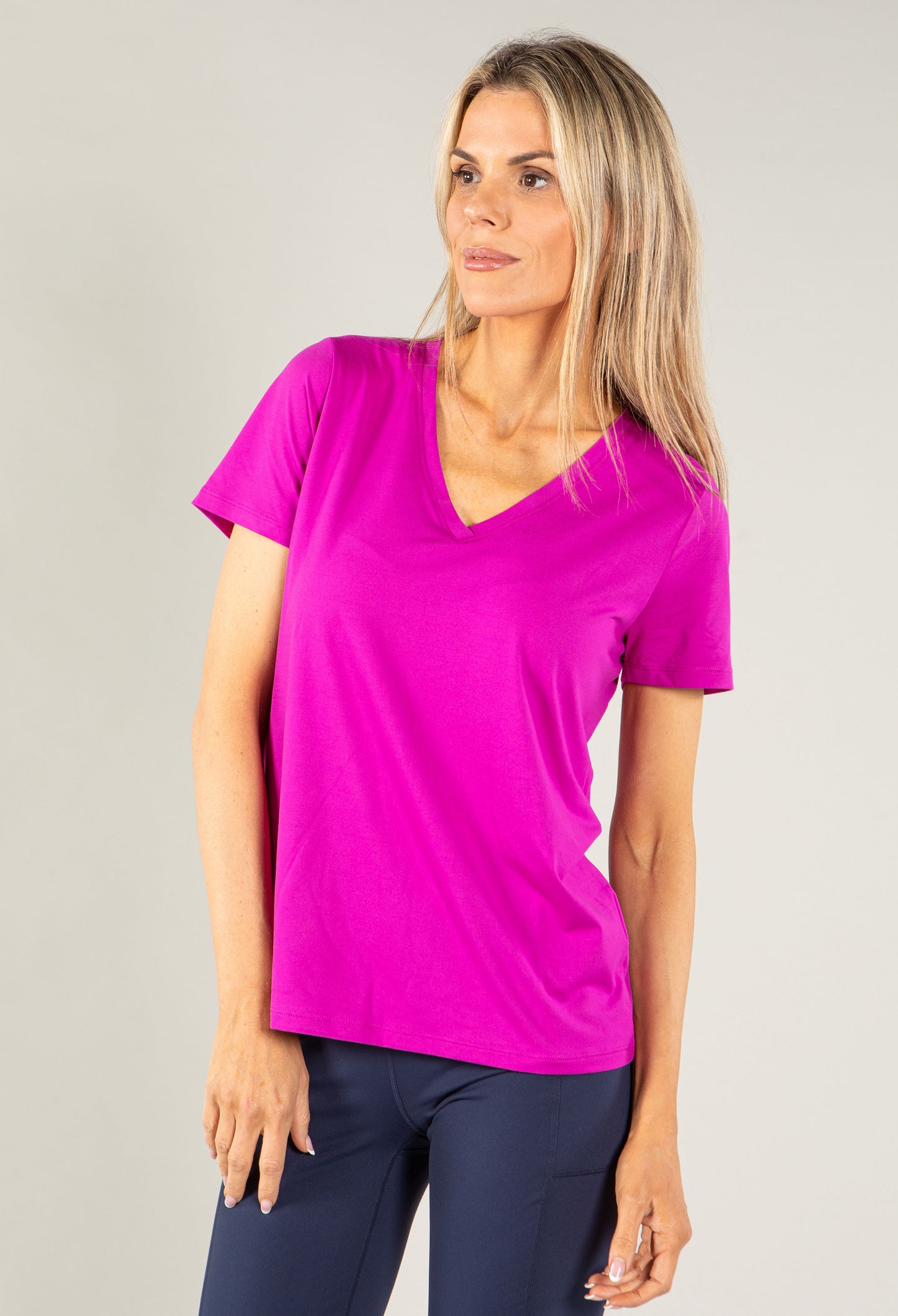 GO DRI SERENE V-Neck Tee