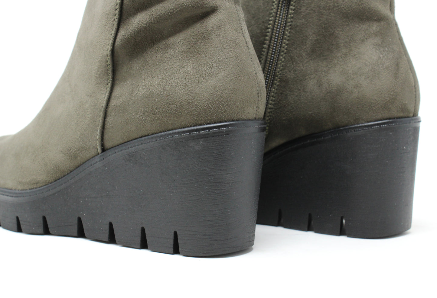 Microfibre Wedge Boot