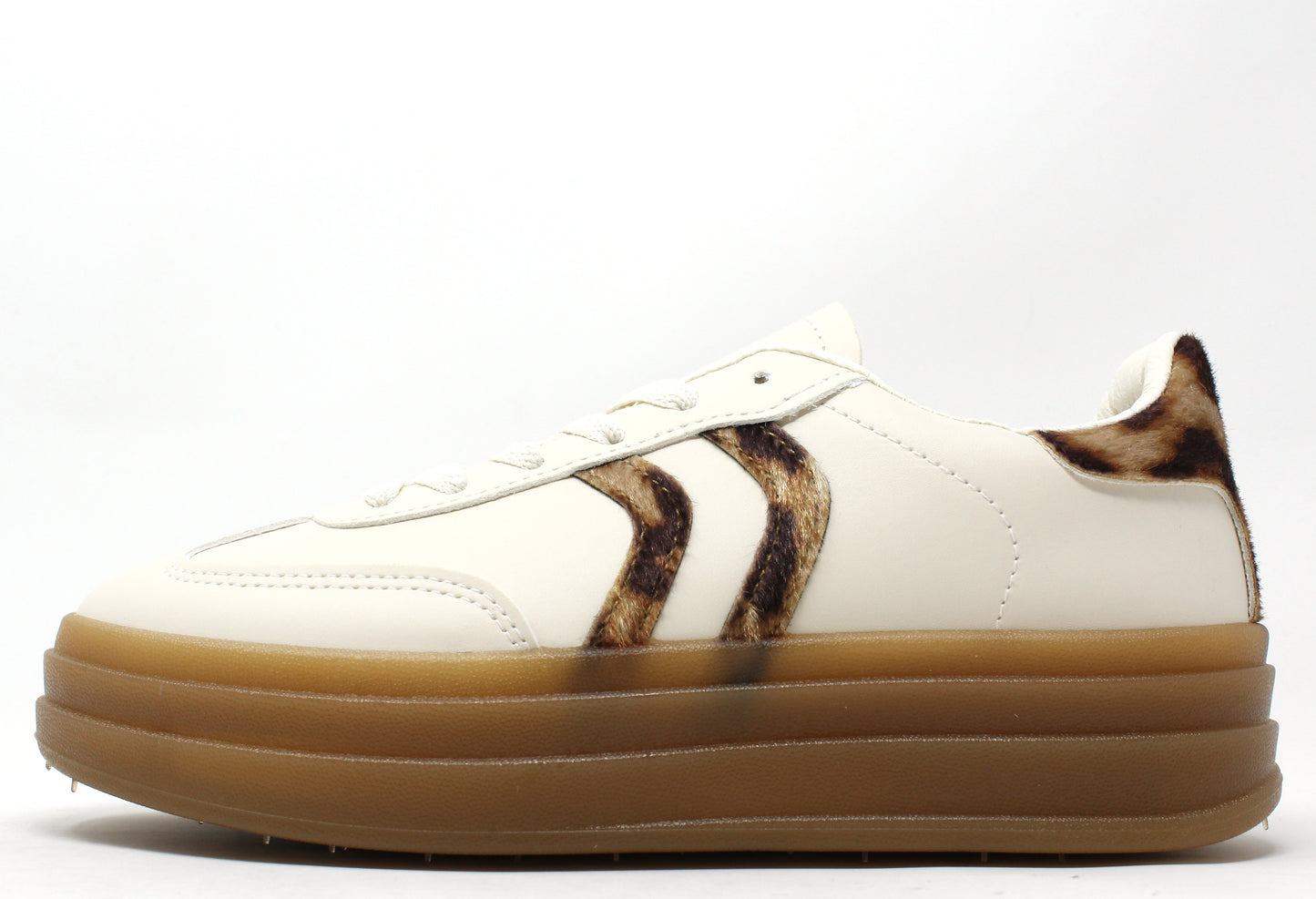 Curve Stripe Trainer