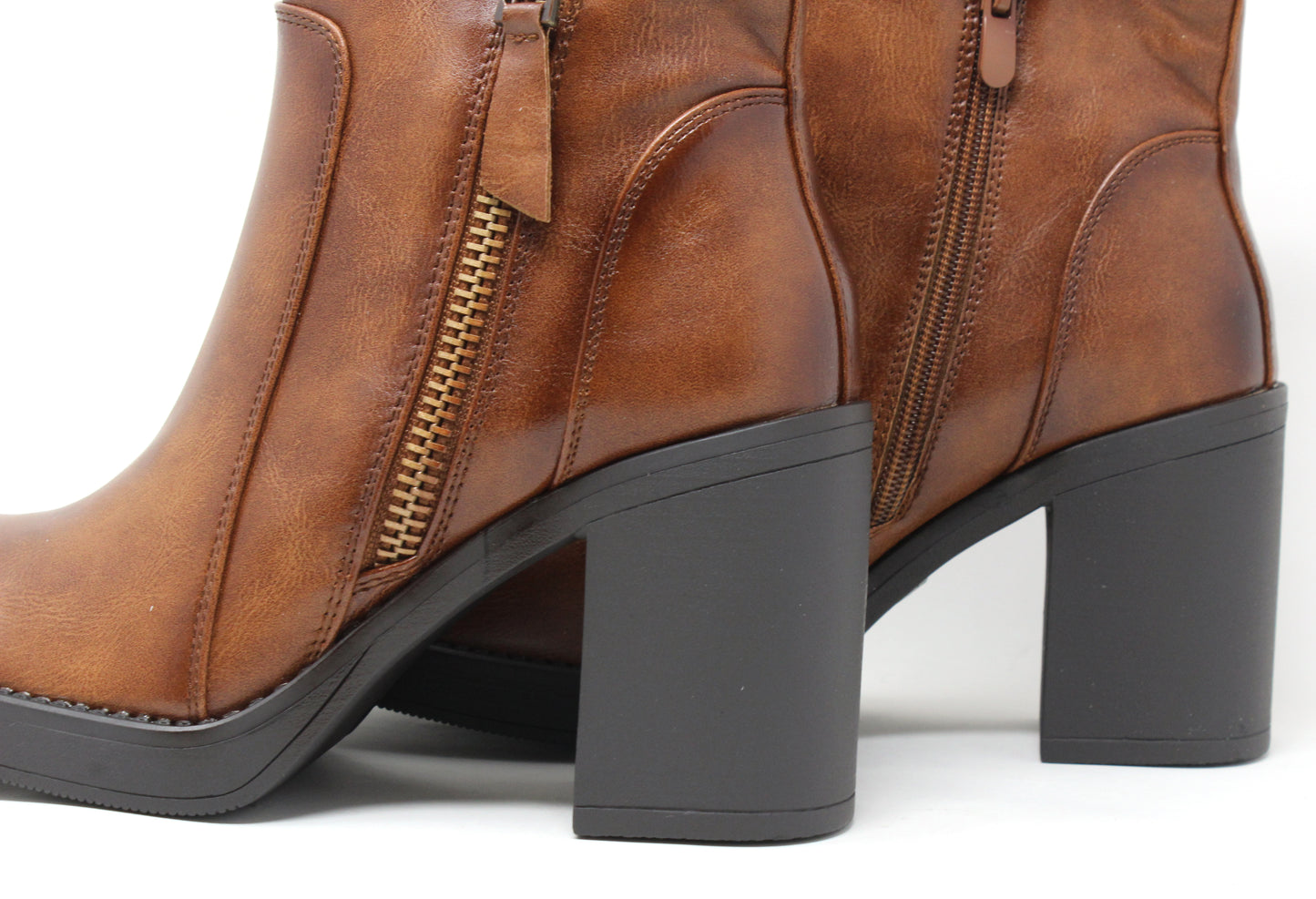 Structured Panel Boot