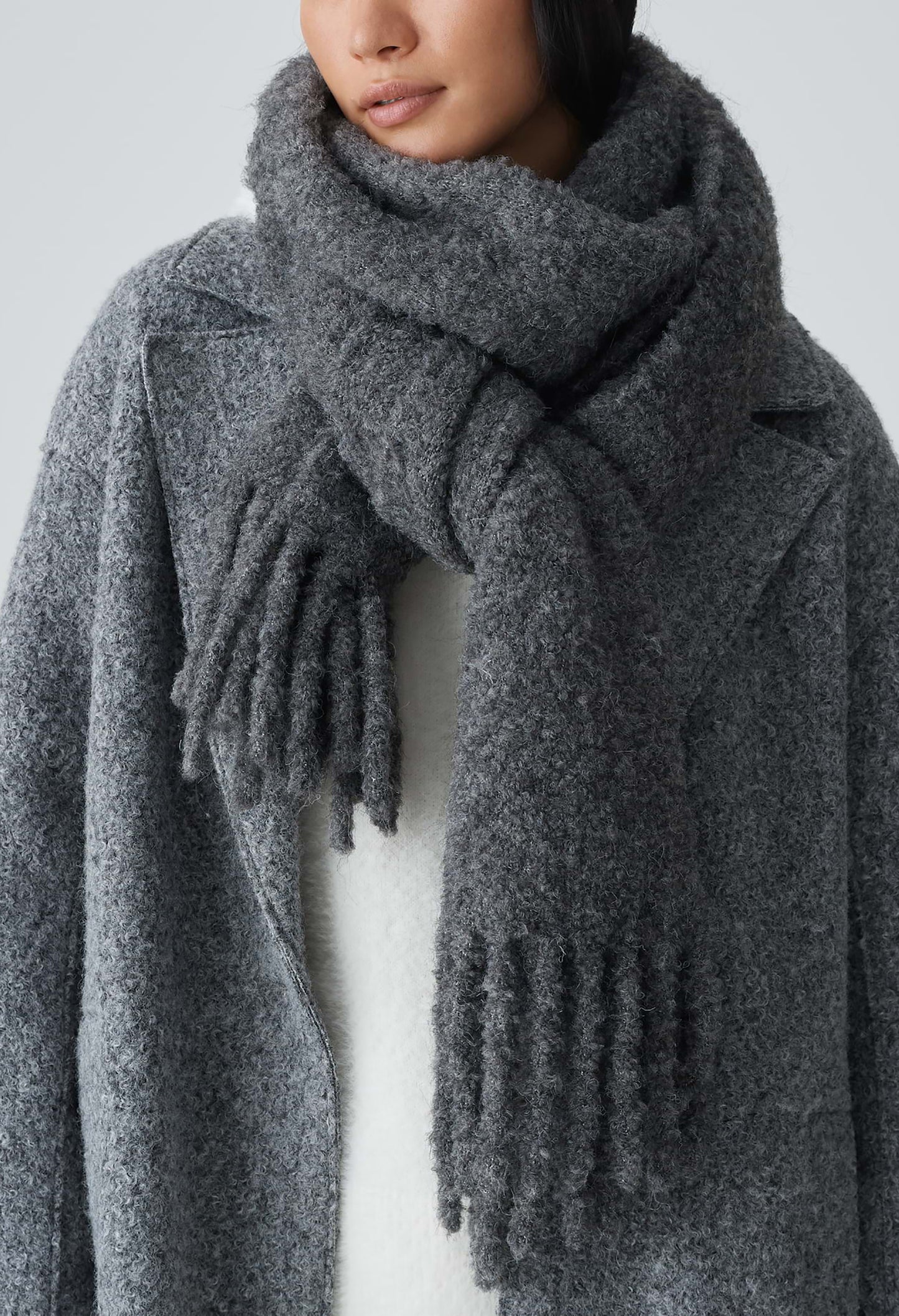 Amoni Boucle Scarf