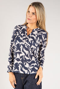 Abstract Print Buttoned Knit Top