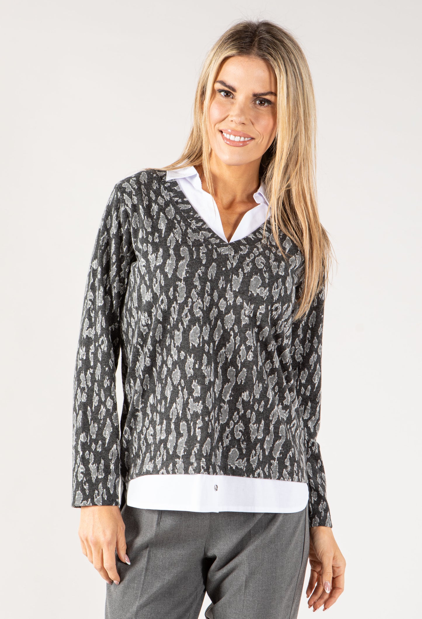 2 in 1 Leo Soft Touch Knit Pullover