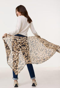 Pleated Leo Print Scarf