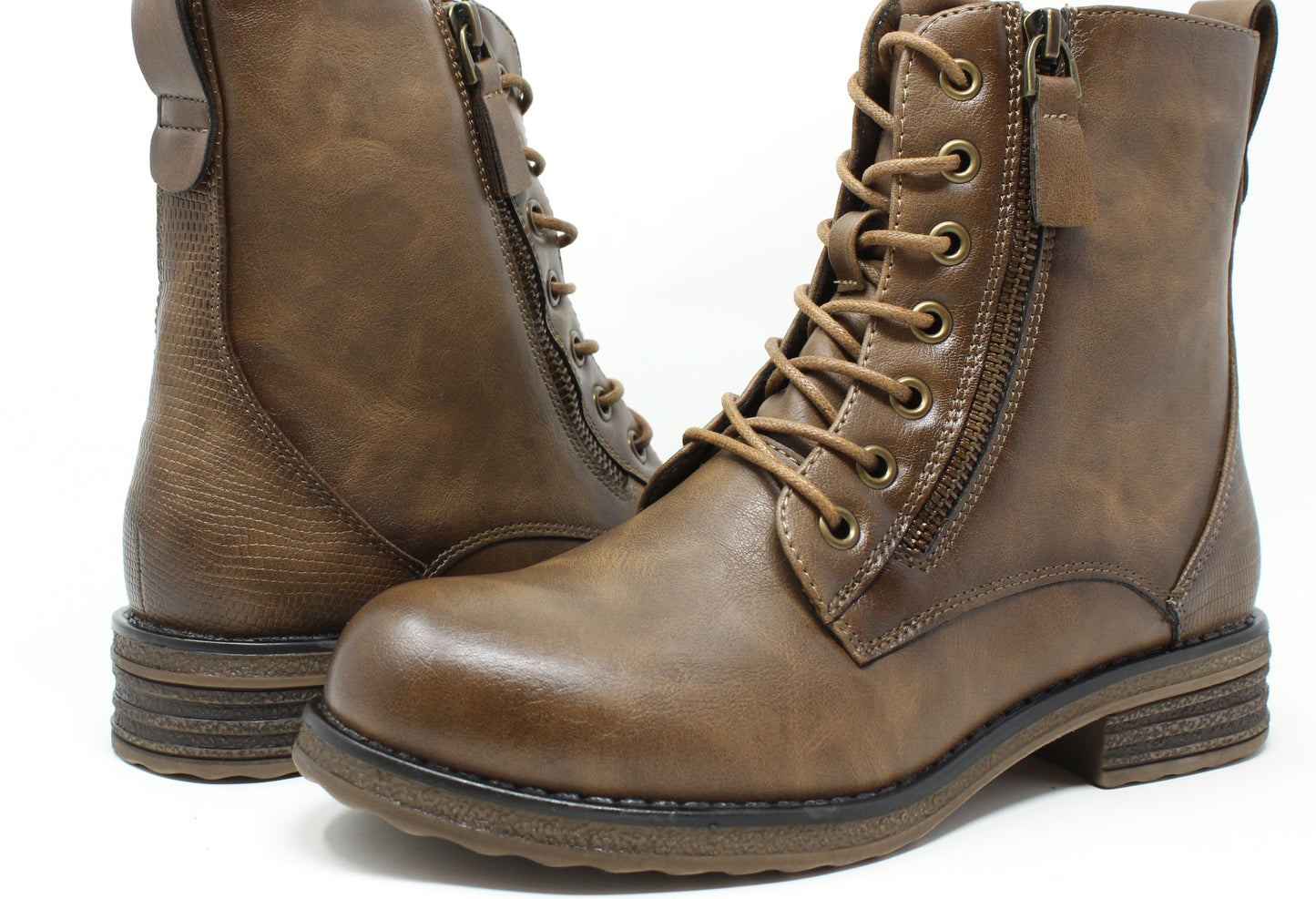 7 Eyelet Combat Boot