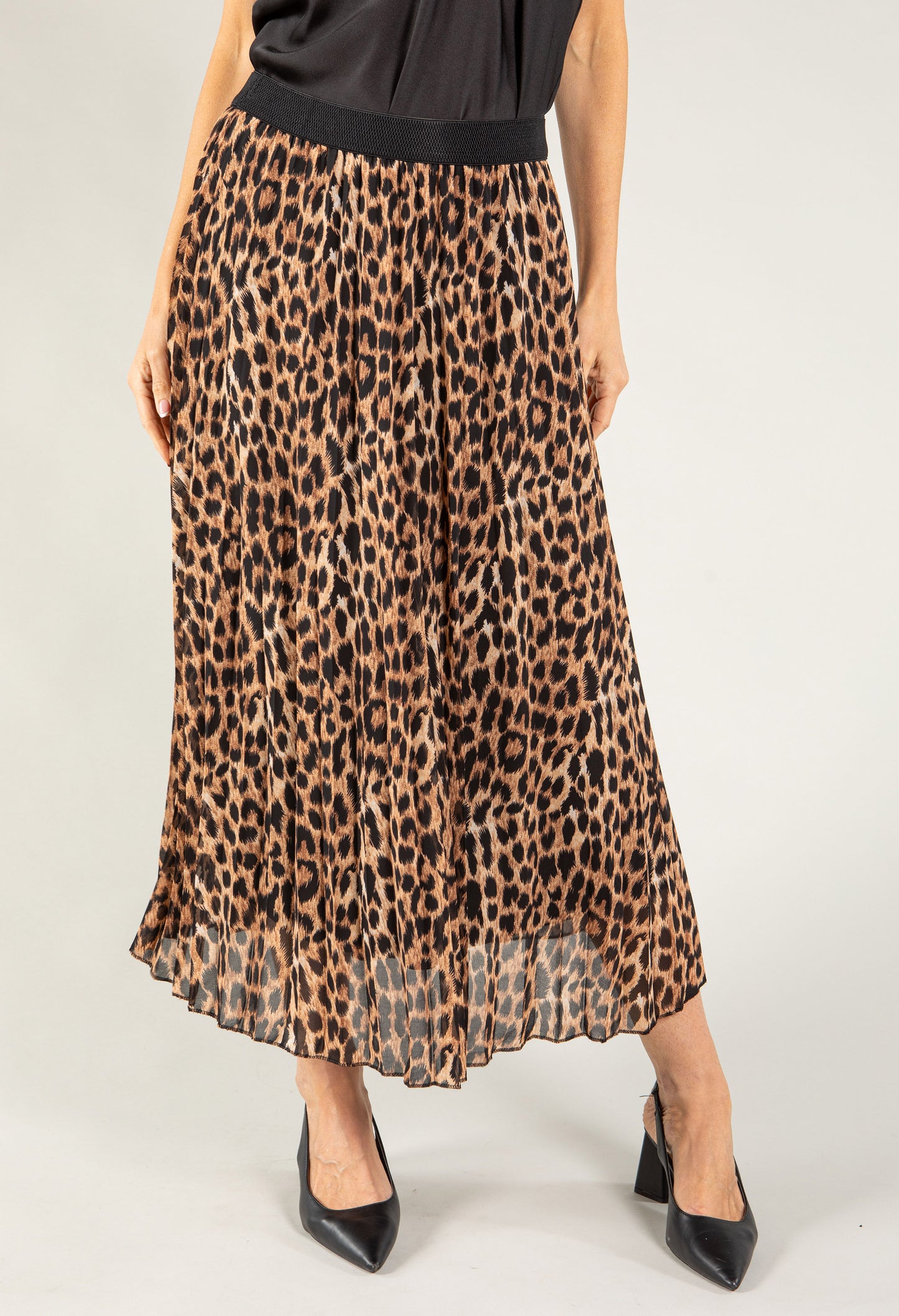 Pleated Leopard Print Skirt