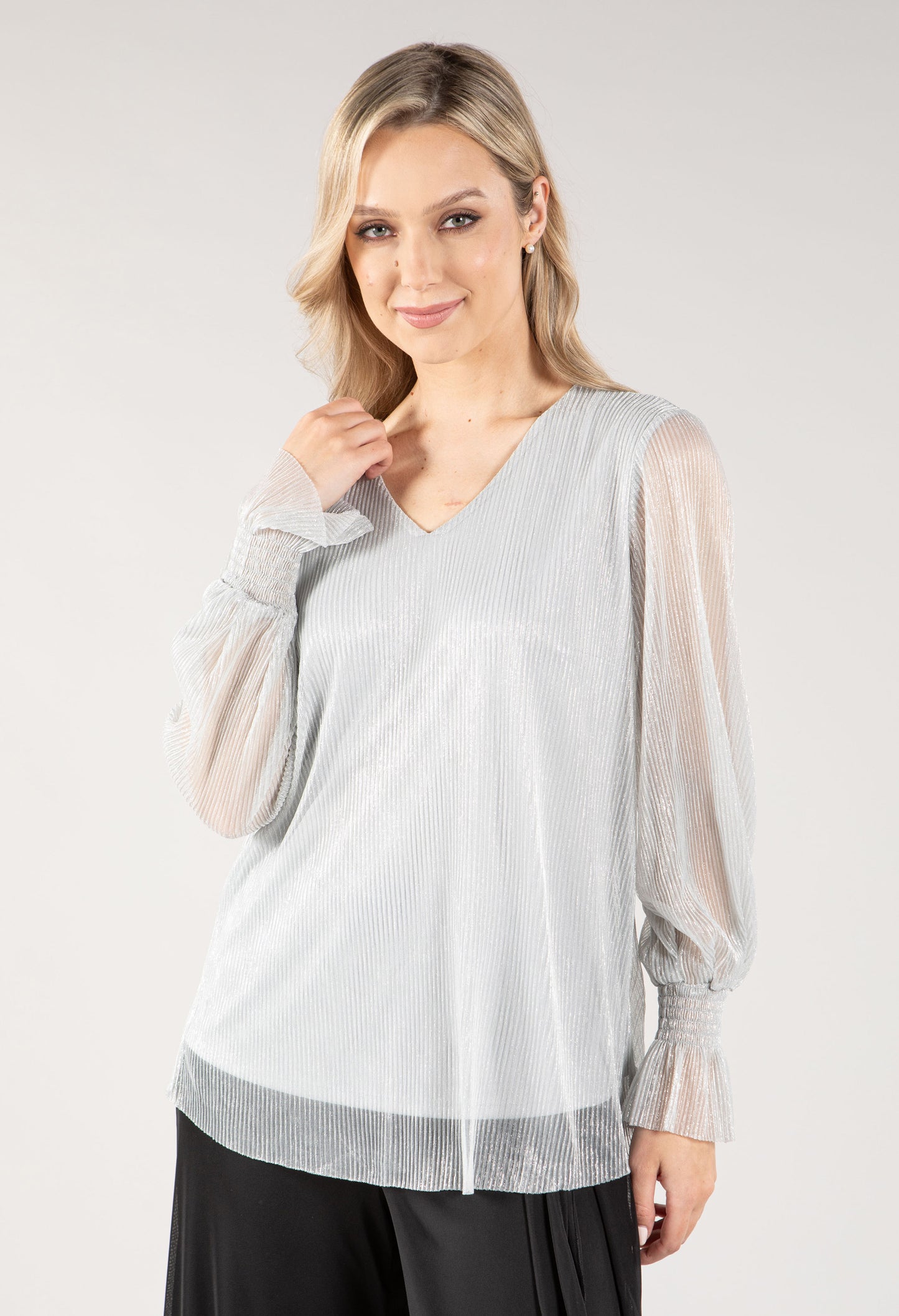 V Neckline Plisse Top