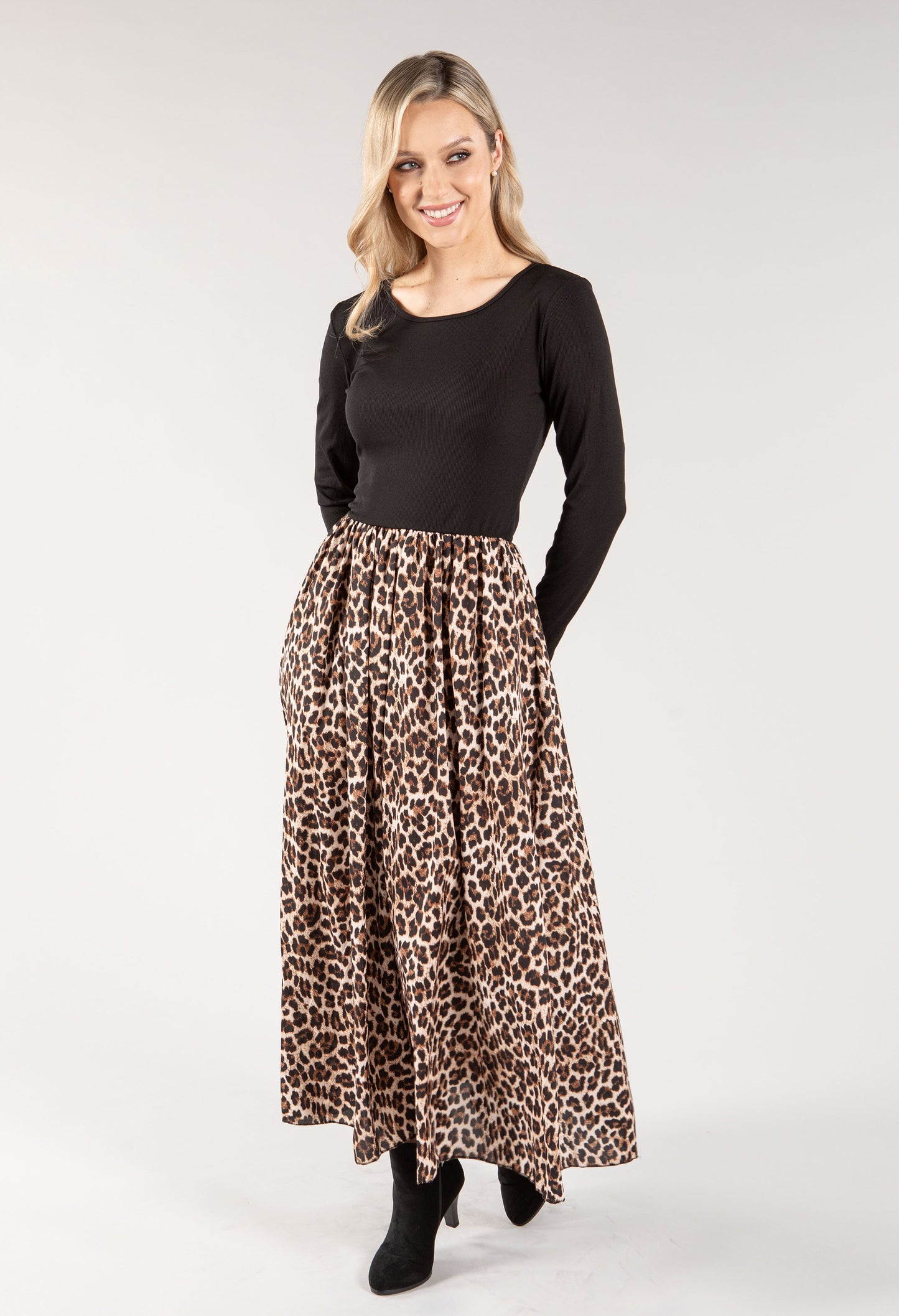 Leo Print Contrast Maxi Dress